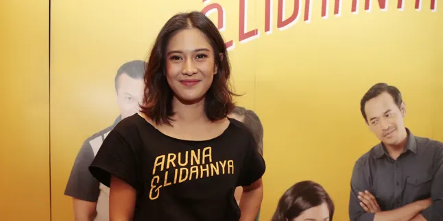 Gara-gara 'ARUNA DAN LIDAHNYA', Dian Sastro Sampai Naik Berat Badan! Gara-gara 'ARUNA DAN LIDAHNYA', Dian Sastro Sampai Naik Berat Badan!