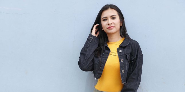 Because of Corona, Presenter Maria Vania Doesn't Want to Be Close to Others