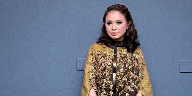 Gara-Gara Game Online, Rossa 'Kebobolan' Belasan Juta Rupiah