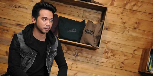 Gara-Gara Ganja, Roby Geisha Kembali Diciduk Polisi? Gara-Gara Ganja, Roby Geisha Kembali Diciduk Polisi?
