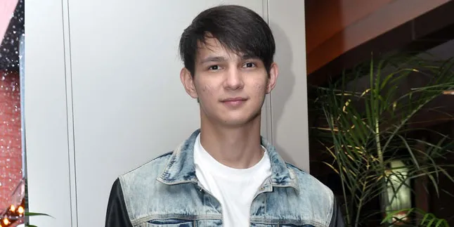 Gara-Gara Ini Marcell Darwin Jauhi Adik Dewi Perssik