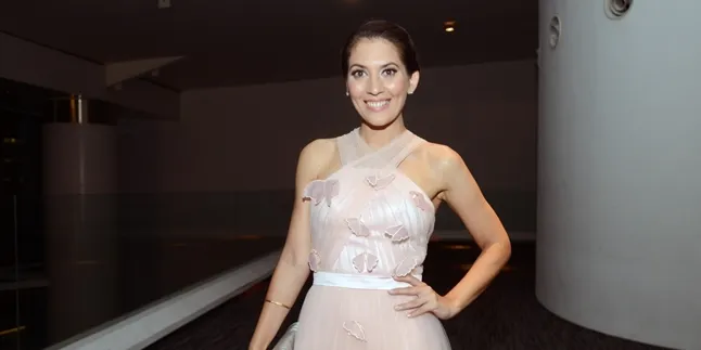 Gara-Gara Nama, Hannah Al Rashid Ditahan di Bandara Amerika