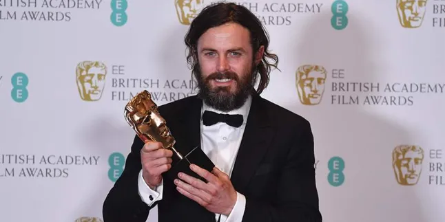 Gara-Gara Pelecehan Seksual, Casey Affleck Tak Layak Dapat Oscar? Gara-Gara Pelecehan Seksual, Casey Affleck Tak Layak Dapat Oscar?