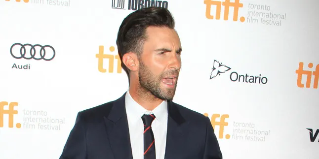 Gara-Gara Seni, Adam Levine - Lady Gaga 'Bertarung' di Twitter