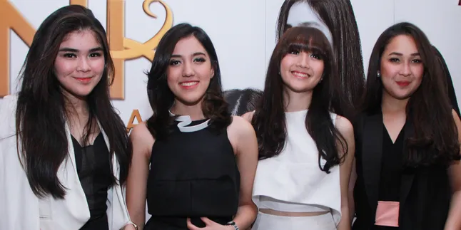 Gara-Gara Sibuk Akting, Perilisan Album Blink Sempat Tertunda Gara-Gara Sibuk Akting, Perilisan Album Blink Sempat Tertunda
