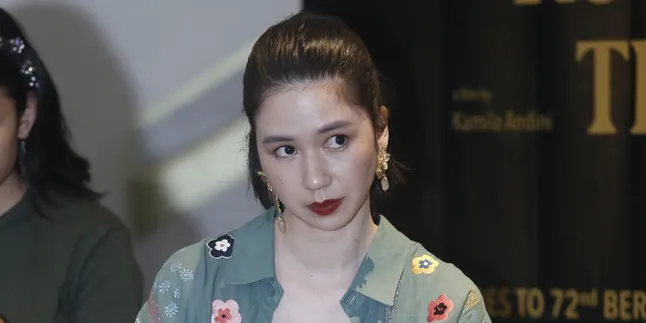 Garap 'CEK TOKO SEBELAH 2', Ernest Prakasa Akui Sudah Lama Mengincar Laura Basuki