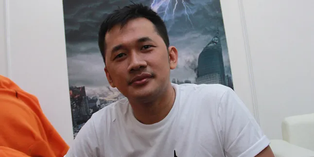 Garap 'GUNDALA' Hanung Tak Ingin Saingi Spider-Man, Kenapa? Garap 'GUNDALA' Hanung Tak Ingin Saingi Spider-Man, Kenapa?