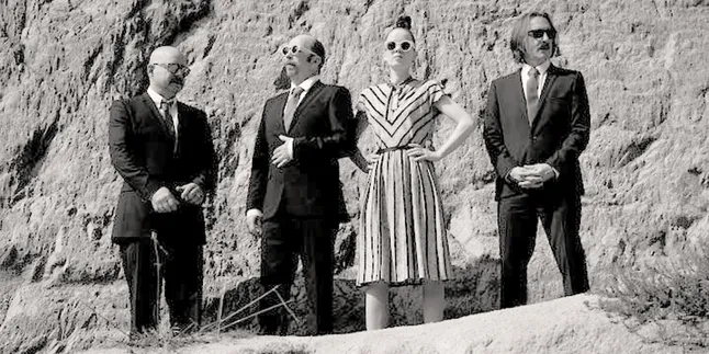 Garbage Rayakan Anniversary Debut Albumnya Dengan Gigs! Garbage Rayakan Anniversary Debut Albumnya Dengan Gigs!
