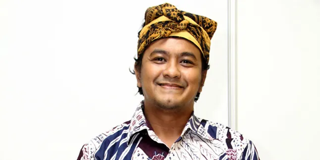 Garut Dicemooh, Dicky Chandra Menangis