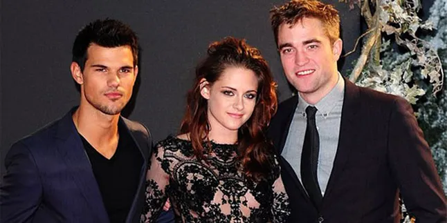 Gaun Payet, Pilihan Kristen Stewart di Premiere 'BREAKING DAWN 2' di London