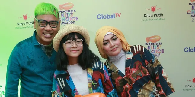 Gaya Fashion Cinta Kuya Dianggap Tak Sesuai Umur, Astrid Beri Pembelaan Gaya Fashion Cinta Kuya Dianggap Tak Sesuai Umur, Astrid Beri Pembelaan
