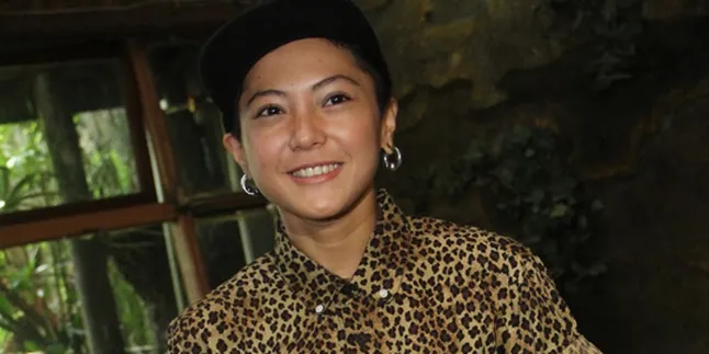 Gaya Poppy Sovia, Gaya Suka-Suka