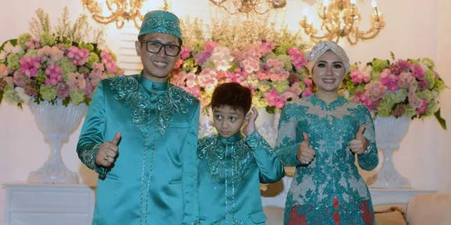 Gelar Acara Khitan Anak, Eko Patrio Bangga SBY - Agus Datang Gelar Acara Khitan Anak, Eko Patrio Bangga SBY - Agus Datang