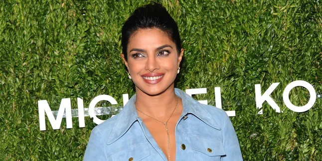 Gelar Bridal Shower, Priyanka Chopra Sudah Kenakan Gaun Pengantin