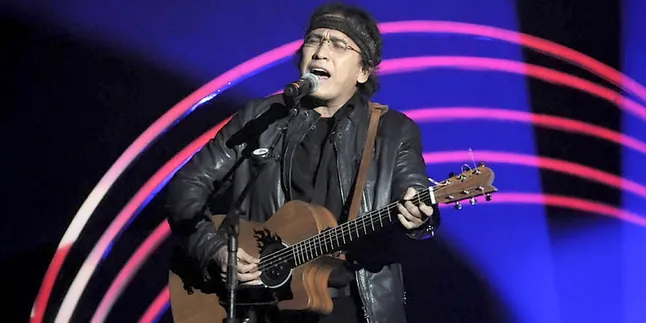 Gelar Konser, Iwan Fals Undang Presiden Gaul!