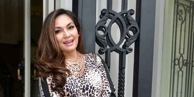 Gelar Konser, Nia Daniati Tak Kenal Lelah Gelar Konser, Nia Daniati Tak Kenal Lelah