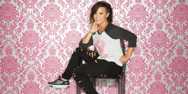 Gelar Meet and Greet, Demi Lovato Dikentuti Fans