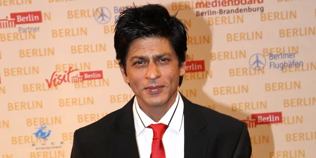 Gelar Tur Keliling Dunia, Shahrukh Khan Dituding Egois Gelar Tur Keliling Dunia, Shahrukh Khan Dituding Egois