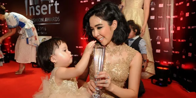 Gemas & Kocak! Baby Gempi Ngaku Sudah Umur 4 Tahun & Kelas Enam