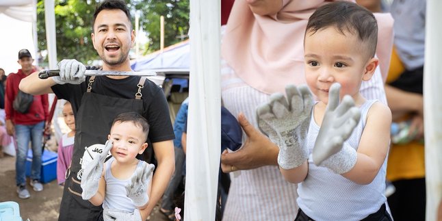 So Adorable, Here are 7 Pictures of Rayyanza Participating in Qurban, Cosplaying as the Neighborhood Dads with Tank Tops and Oversized Gloves