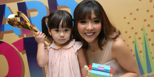 Gempi Menang Kids Seleb Kesayangan, Gisel Senang dan Terharu