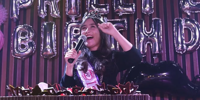 Genap 20 Tahun, Prilly Latuconsina Ingin Hilangkan Sifat Manja