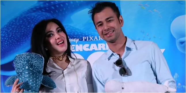 Genggam Tangan Syahrini, Raffi Ahmad: Aku Bayar Pakai Cinta Ya!