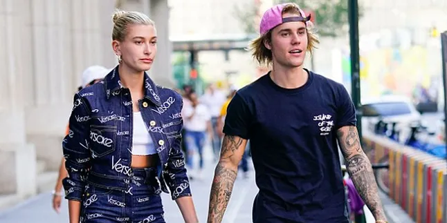 Gentleman! Ini Bukti Kalau Justin Bieber Romantis Sama Hailey Baldwin Gentleman! Ini Bukti Kalau Justin Bieber Romantis Sama Hailey Baldwin