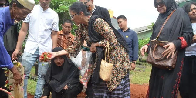 George Taka Sempat Ajak Jajang C Noer Main Film Bareng Sebelum Meninggal Dunia George Taka Sempat Ajak Jajang C Noer Main Film Bareng Sebelum Meninggal Dunia