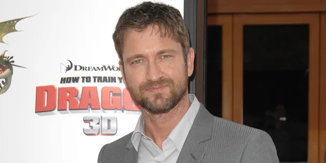 Gerard Butler Tolak Semobil Dengan Fans