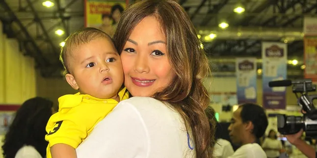 [FOTO] Sedih! Beruang Kecil Indah Kalalo Sakit