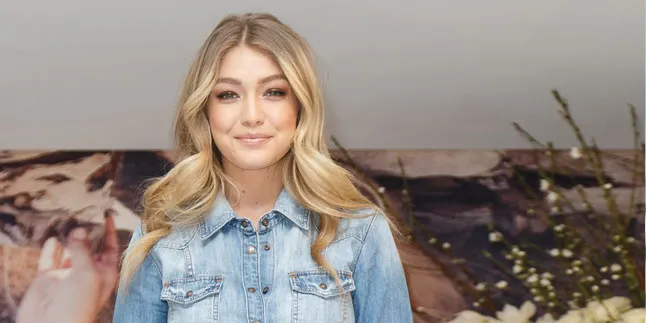 Gigi Hadid Ungkap Rahasia Jalan di Atas Runway Gigi Hadid Ungkap Rahasia Jalan di Atas Runway