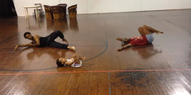 Gila, Gadis Berusia 2 Tahun Ini Jago Banget Ngedance!