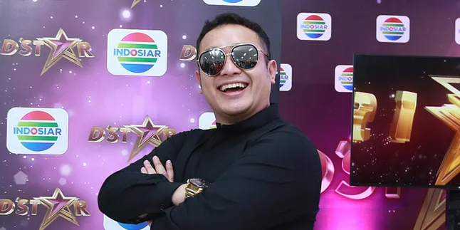 Gilang Dirga Tiru Gaya Freddie Mercury Hingga Jokowi di JICOMFEST 2019
