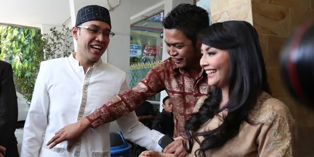 Giliran Tessa Ungkap Mantan Tak Nafkahi Keluarga Sesuai Janji Giliran Tessa Ungkap Mantan Tak Nafkahi Keluarga Sesuai Janji