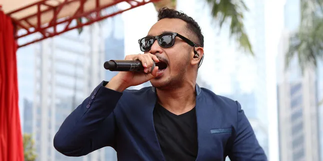 Giring Nidji Tak Mau Banyak Teori Saat Mendidik Anak
