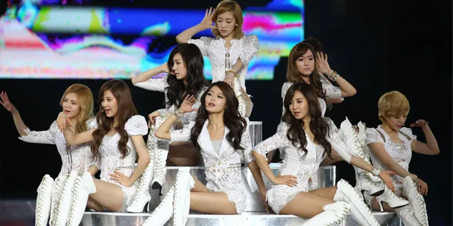 Girls Generation Bawa 4 Kontainer ke Indonesia Girls Generation Bawa 4 Kontainer ke Indonesia
