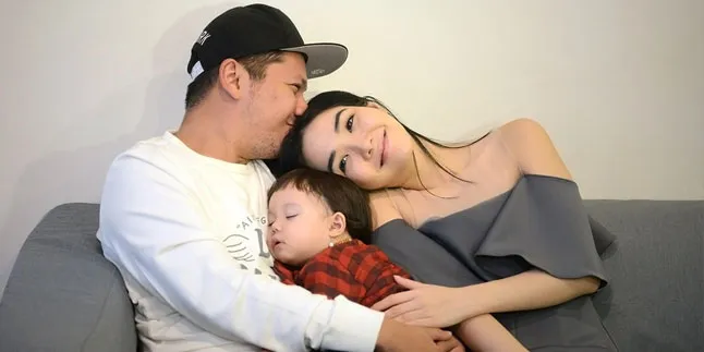 Gisella Anastasia Rajin Perawatan, Gading Marten Makin Cinta