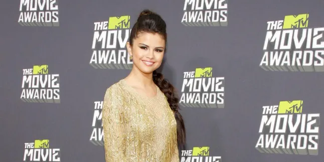 Glamour and Elegant, Konsep Designer Concert Shoes Selena Gomez