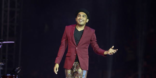 Glenn Fredly Singgung Isu Nasional di Konser Tunggalnya