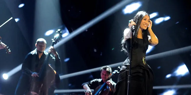'Go International', Anggun C Sasmi Tetap 'Indonesia'