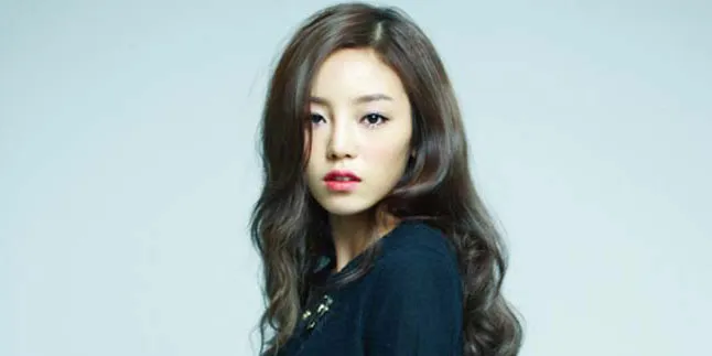 Goo Hara Menjadi Black Swan Yang Cantik
