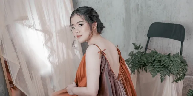 Gratia Elena Rilis Ulang Single Debutnya 'S.T.A.R' dalam Versi Bahasa Inggris