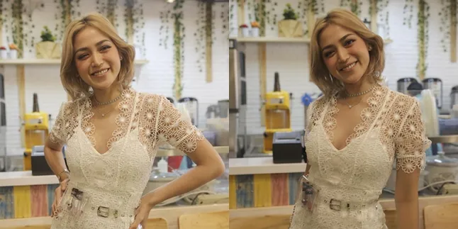 Grebek Mobil Mewah Jessica Iskandar, Ada Window Magic - TV 21 Inch