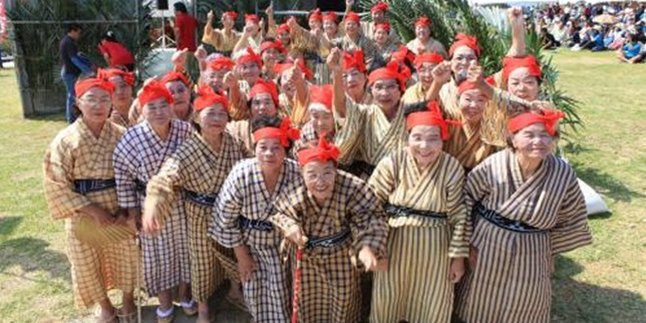 Grup Idola Jepang KGB84, Terdiri Dari Nenek-Nenek 80 Tahunan