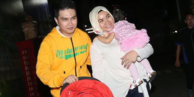 Gugat Cerai Aldi Taher, Georgia Aisyah Ternyata Sedang Hamil Gugat Cerai Aldi Taher, Georgia Aisyah Ternyata Sedang Hamil