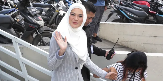 Gugat Cerai Suami, Delia Septianti Ex Ecoutez Minta Maaf