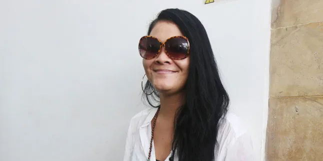 Gugat Cerai Suami, Ini Hikmah Yang Diambil Melanie Subono