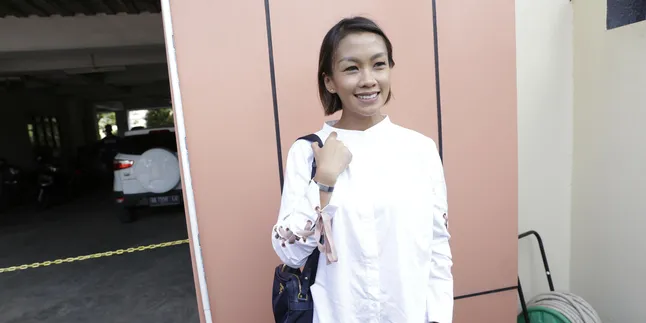 Gugat Cerai Suami, Melanie Putria & Angga Maliq & D'Essentials Sudah Tak Sejalan?