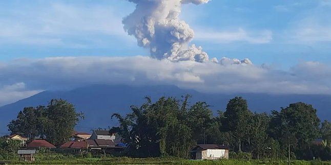 Mount Marapi Erupts Again, Now the Sky is Covered with Volcanic Ash